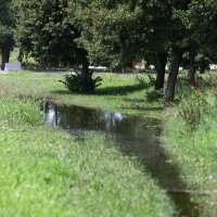 Voda je prodrla ispod Savskog nasipa na Jarunu