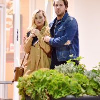 Tom Ackerley i Margot Robbie