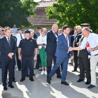 Ispred policijske postaje Glina svečano otkriven "Spomenik Domovini"