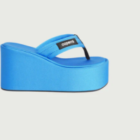 Japanke s platformom - Coperni