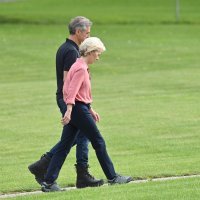 Ursula von der Leyen s Golobom obilazi poplavljena područja