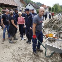 Robert Golob i Ursula von der Leyen obišli poplavljena područja u Sloveniji