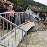 Robert Golob i Ursula von der Leyen obišli poplavljena područja u Sloveniji