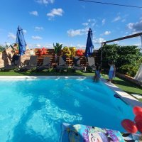 The hill house Milk and Honey