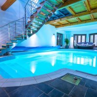 Moment s pool house Trakoscan