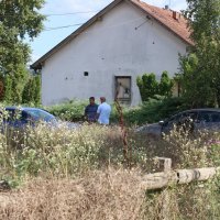 Gradačac: Policijski očevid povezan s trostrukim ubojstvom
