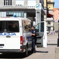 Policija uoči utakmice Dinamo - AEK