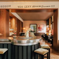 Chateau-Royal-Interior_Bar_photo_FelixBrueggemann