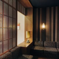 Chateau-Royal-Interior-Kaminzimmer_c_FelixBrueggemann