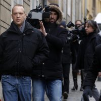 Saucha napušta svoj stan nakon što mu je skinut Saborski imunitet (1)