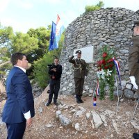 Jandroković i Butković na Golom otoku