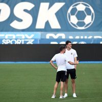 Nogometaši praške Sparte u šetnji po Dinamovom stadionu