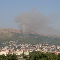 Požar izbio na brdu Perun iznad Strožanca