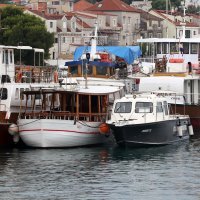 Trogir: Stigle prve naznake najavljenog pogoršanja vremena, plima i kiša