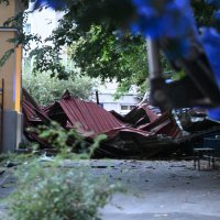 Vjetar odnio krov škole u Zagrebu