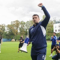 Boysi na treningu Dinama