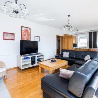 Sjajna kuća u Čemincu