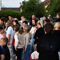 Prosvjed roditelja i učenika ispred Područne škole u Podvinju