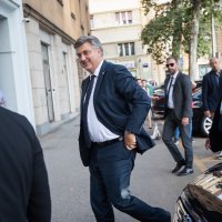 Dolazak članova HDZ-a na sjednicu šireg Predsjedništva