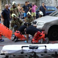 Pješak u Splitu završio pod automobilom