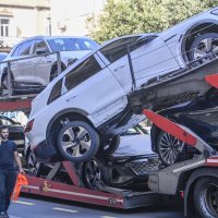 Auto otklizao s kamiona u Rijeci