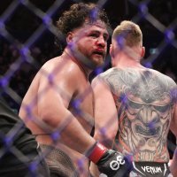 Tai Tuivasa i Alexander Volkov