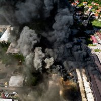Ogroman požar u krugu tvrtke Ferro Keš