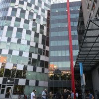 Trgovci dolaze na sastanak u Ministarstvo gospodarstva