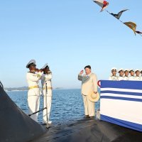 Sjeverna Koreja se pohvalila novom podmornicom