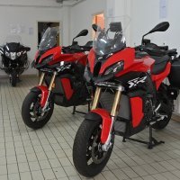 S Kobrama na autoputu