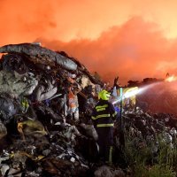 Požar u reciklažnom dvorištu Pehlin kod Rijeke