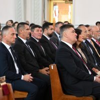 Predsjednik Milanović posjetio Hrvatsku župu Svetog Križa u Hamiltonu