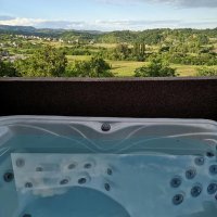 Apartman-Viksa s Jacuzzijem