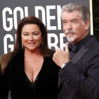 Keely Shaye Smith i Pierce Brosnan