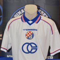 Dresovi Dinama kroz povijest