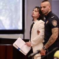 Zbog ometanja suđenja, Filip Zavadlav na neko vrijeme ispraćen iz sudnice