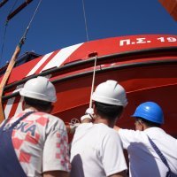 U pulskom brodogradilištu Tehnomont su porinuta dva vatrogasna broda