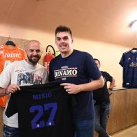 Izložba Dinamovih dresova kroz prošlost