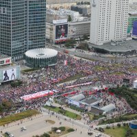 Prosvjed u Varšavi pod nazivom 'Marš milijuna srca'