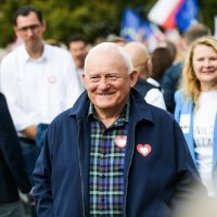 Prosvjed u Varšavi pod nazivom 'Marš milijuna srca'