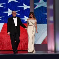 Melania i Donald Trump na balu