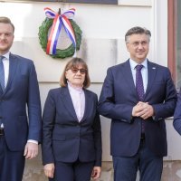 Plenković i ministri obilježili 32. obljetnicu raketiranja Banskih dvora