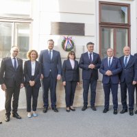 Plenković i ministri obilježili 32. obljetnicu raketiranja Banskih dvora