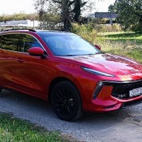 Seres 5 i Forthing T5 EVO