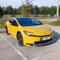 Toyota Prius 2.0 PHEV 5D e-CVT Premium