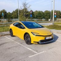 Toyota Prius 2.0 PHEV 5D e-CVT Premium