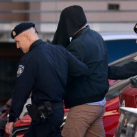 Privođenje navijača na Prekršajni sud u Osijeku