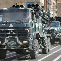 Sustavi Fadžr-3 na iranskoj vojnoj paradi