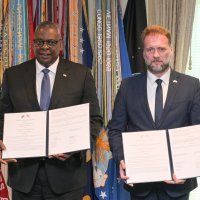 Mario Banožić i Lloyd Austin