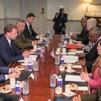 Mario Banožić i Lloyd Austin